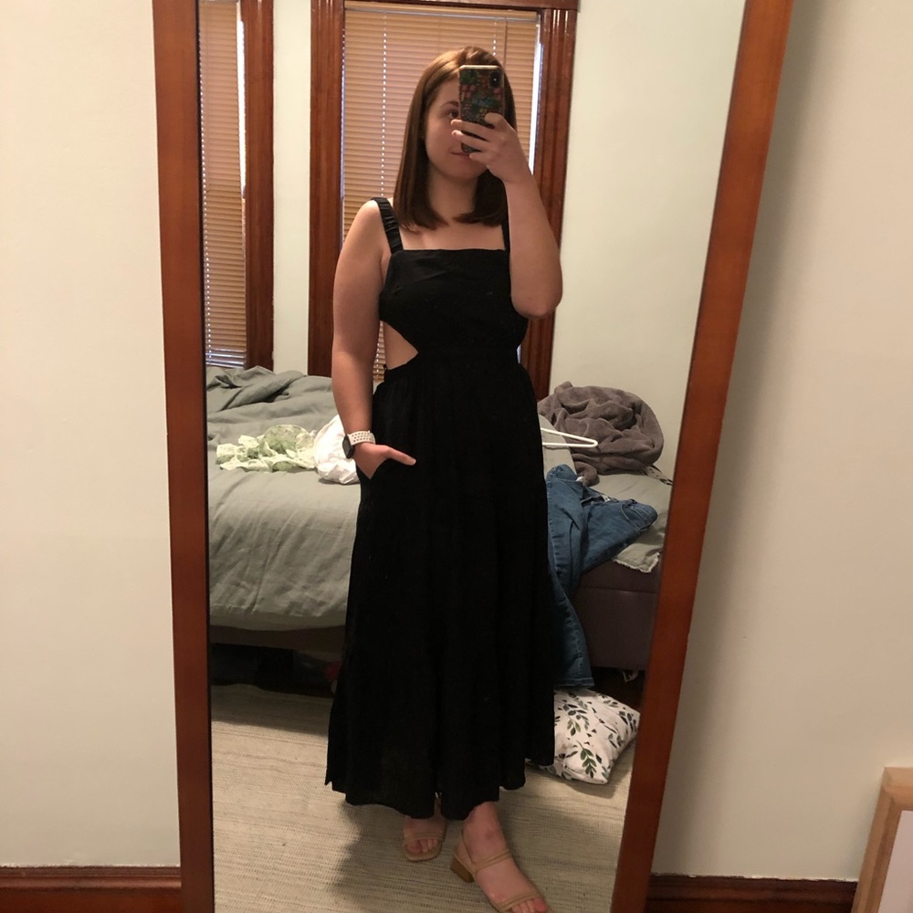 Scrunchie strap squareneck backless maxi dress